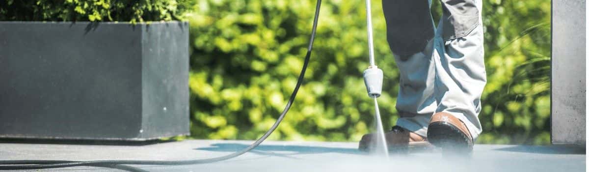 CheckSammy: Why Hire a Commercial Power Washing Company That Uses Water Reclaim?
