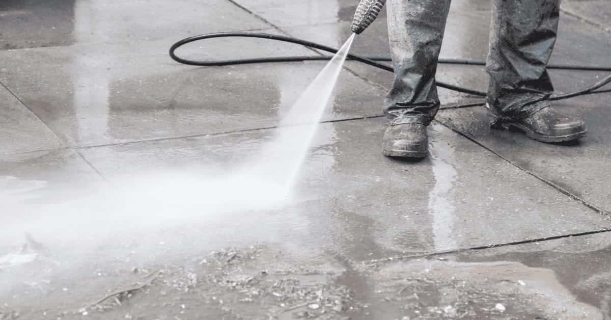 Commercial Power Washing: Your Go-To Guide