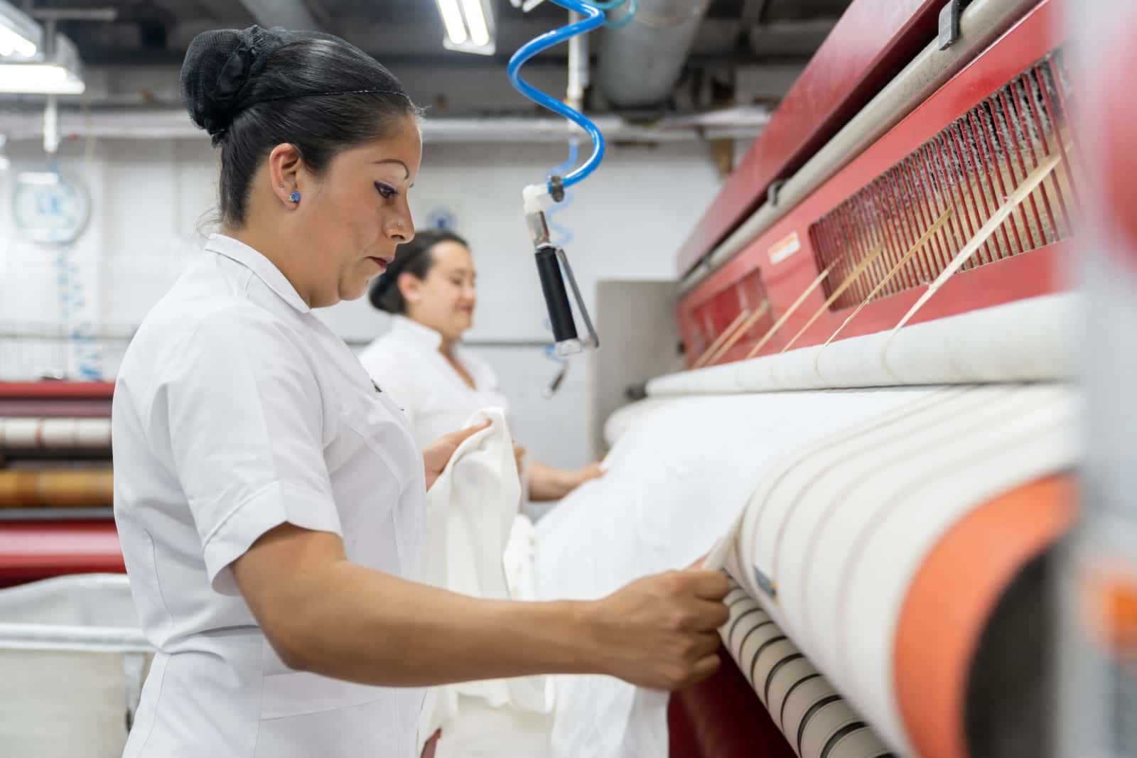 How to Recycle Old Sheets: A Guide for Hospitals