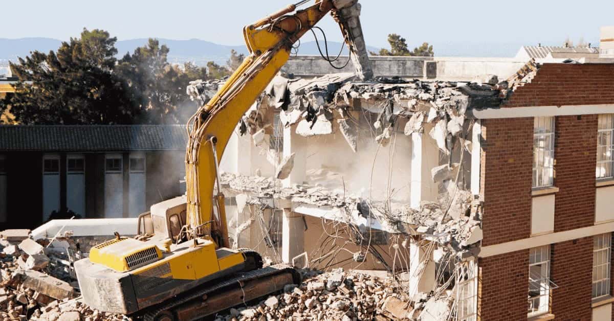 Sustainable Demolition: 4 Strategies for an Eco-Friendly Demolition Project
