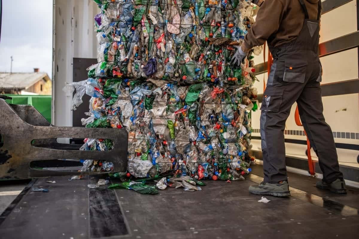 Smart Waste Management 101: Your Go-To Guide