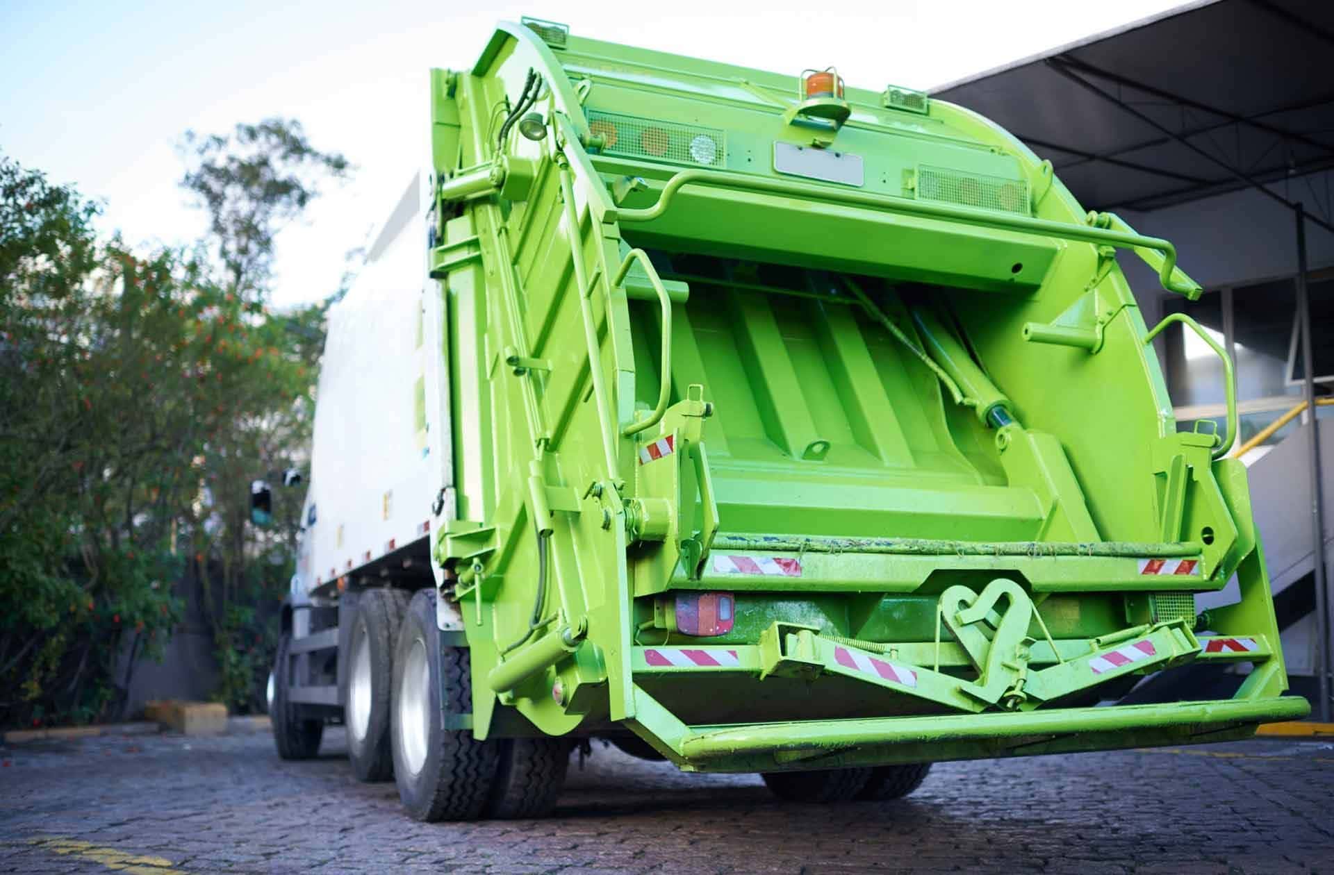 How to Avoid Delays in Junk Removal Services